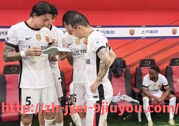 jiuyou九游娱乐-CBA足球队聊天记录：CBA足球队球员之间的聊天记录揭秘